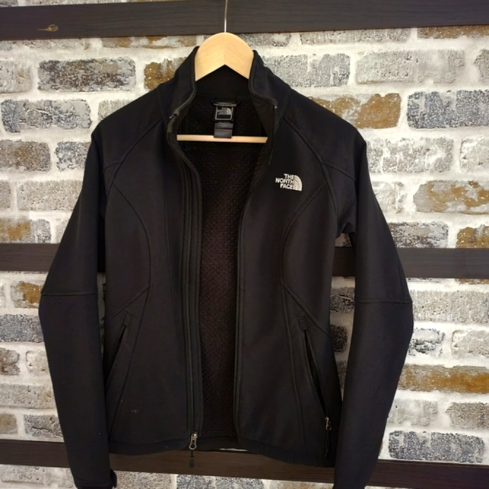 THE NORTH FACE Explorer Women's Jacket Size XS